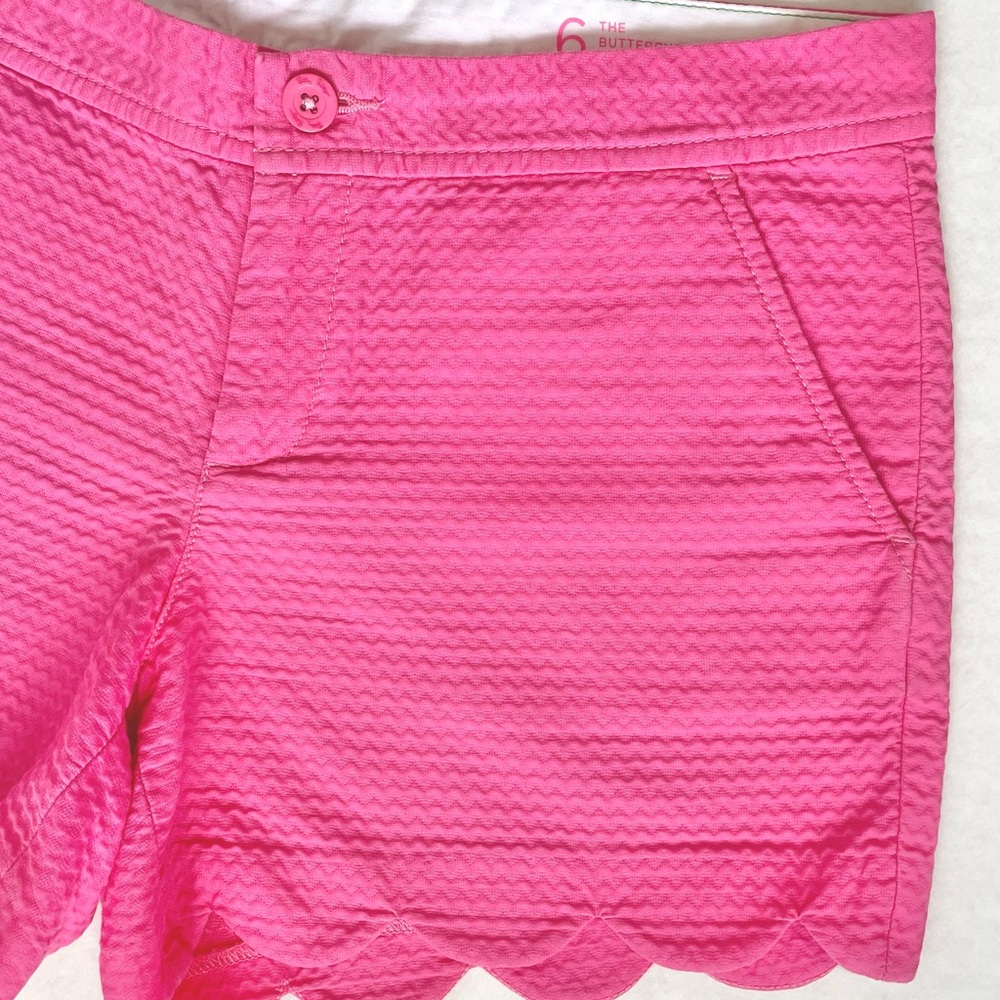 💕 Lilly Pulitzer 5” Jacquard Buttercup Scallop Hem Shorts in Aura Pink 💕 - Picture 5 of 15